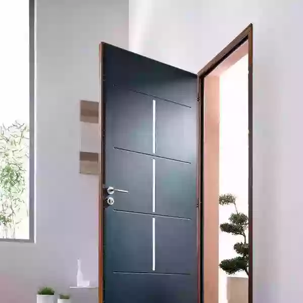 Ouverture de porte claquée sur Marseille Aix Aubagne Martigues Toulon - Installation porte de garage